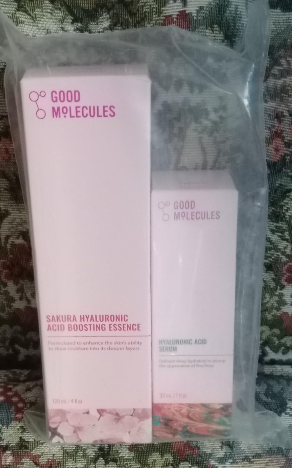 Good Molecules Hyaluronic Acid Serum and Sakura Essence Duo, Hydrating Skincare Set, 30ml Serum with 100ml Boosting Essence, All Skin Types
