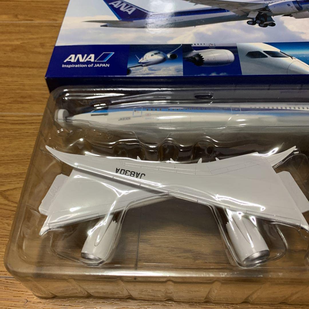 Amazon.co.jp: ANA Boeing 787-9 飛行機模型 スタンド : おもちゃ