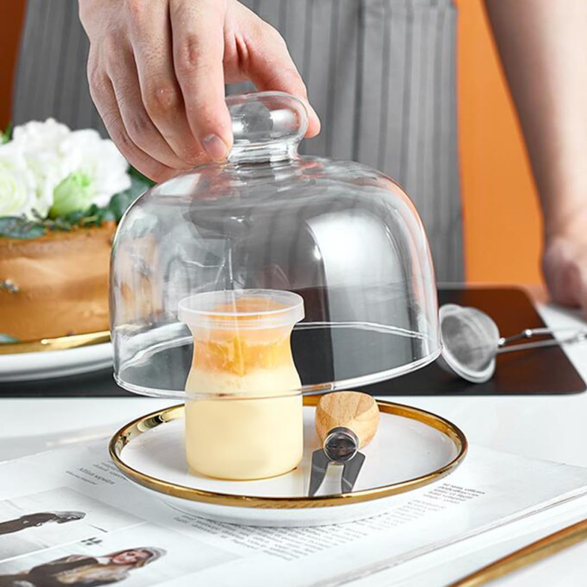 Plato para Tartas Cubierta de Vidrio Transparente y Base Cerámica para Presentación de Pasteles y Postres en Fiestas y Eventos Fácil Mantenimiento y Brillo
