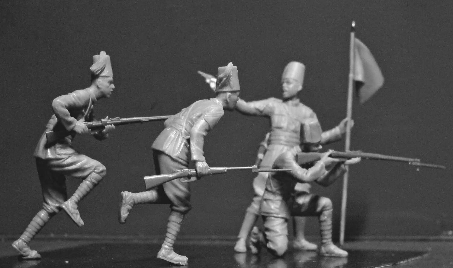 Icm 35567Ã‚ -Ã‚ Model Kit Eritrean Battalions Of The Italian Army 1939Ã‚ -Ã‚ 1940Ã‚ 4Ã‚ Figures By Icm
