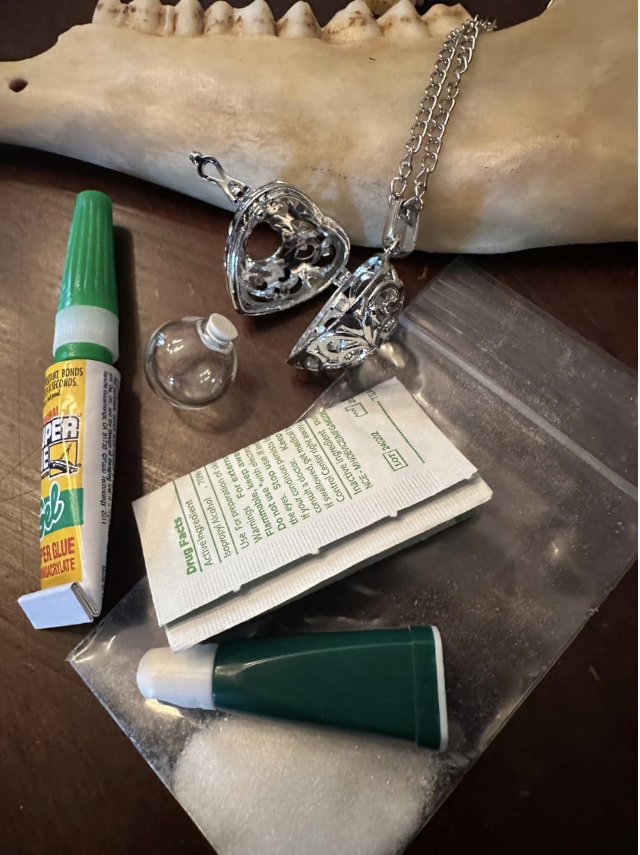 Heart Locket Victorian style - BloodVial Necklace & Anticoagulant - 32 inch Necklace BloodBond love forever