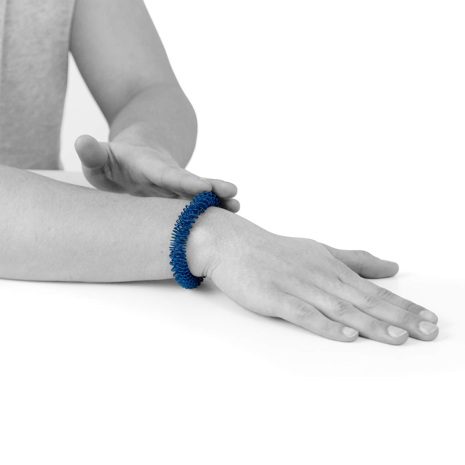 ArthroRoller TS Hand | Massageringe für das Handgelenk, Akupressurringe, Handgelenksringe zur Massage | 8 Stück in verschiedenen Farben