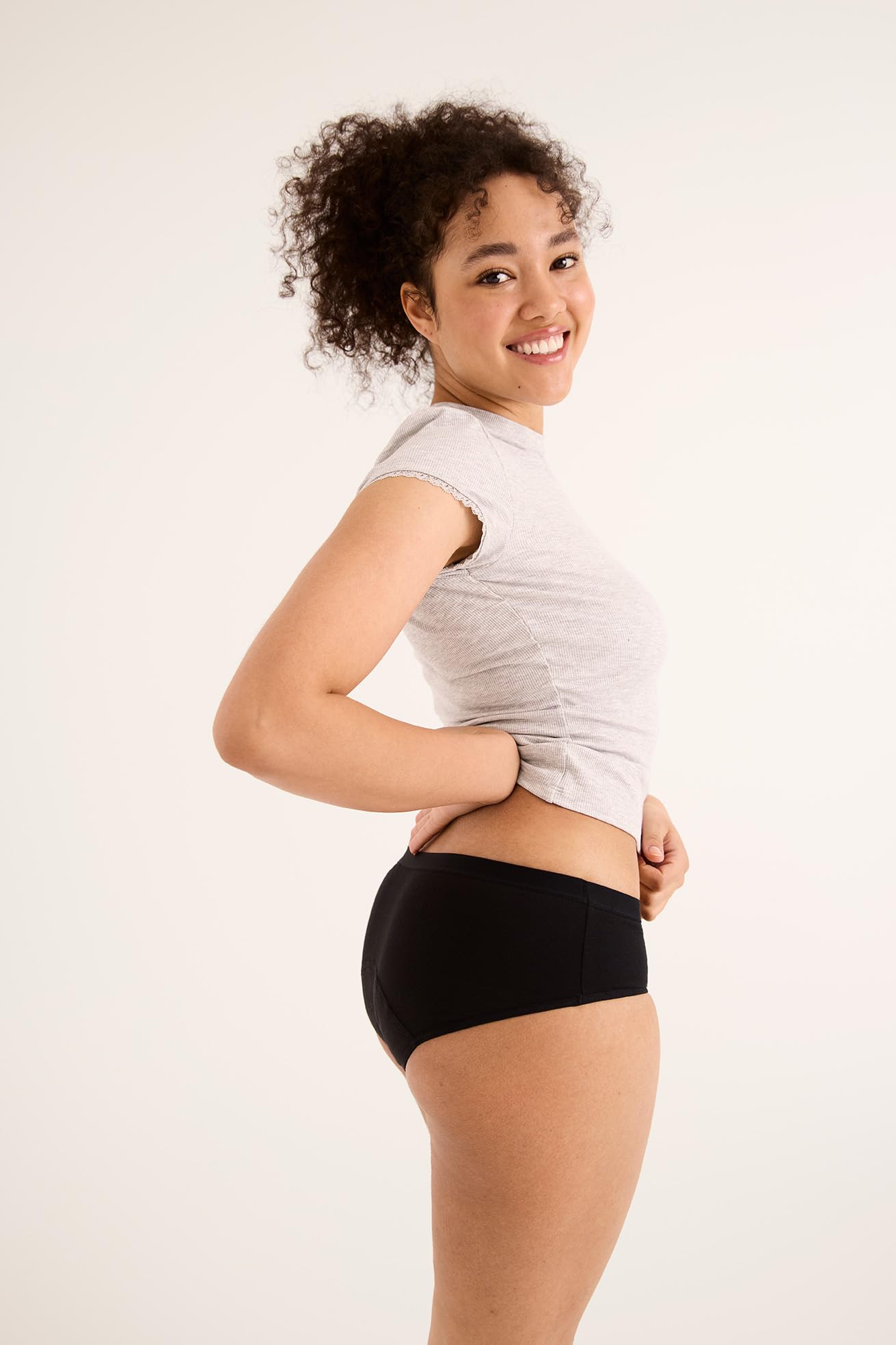 SELENACARE Periodenunterwäsche Teenager Sporty (5er Multipack) - Menstruationsunterwäsche für Teens, waschbar, 100% vegan, nachhaltig, 20ml Absorption