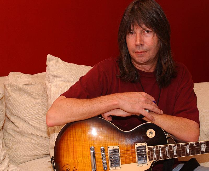 Pat Travers