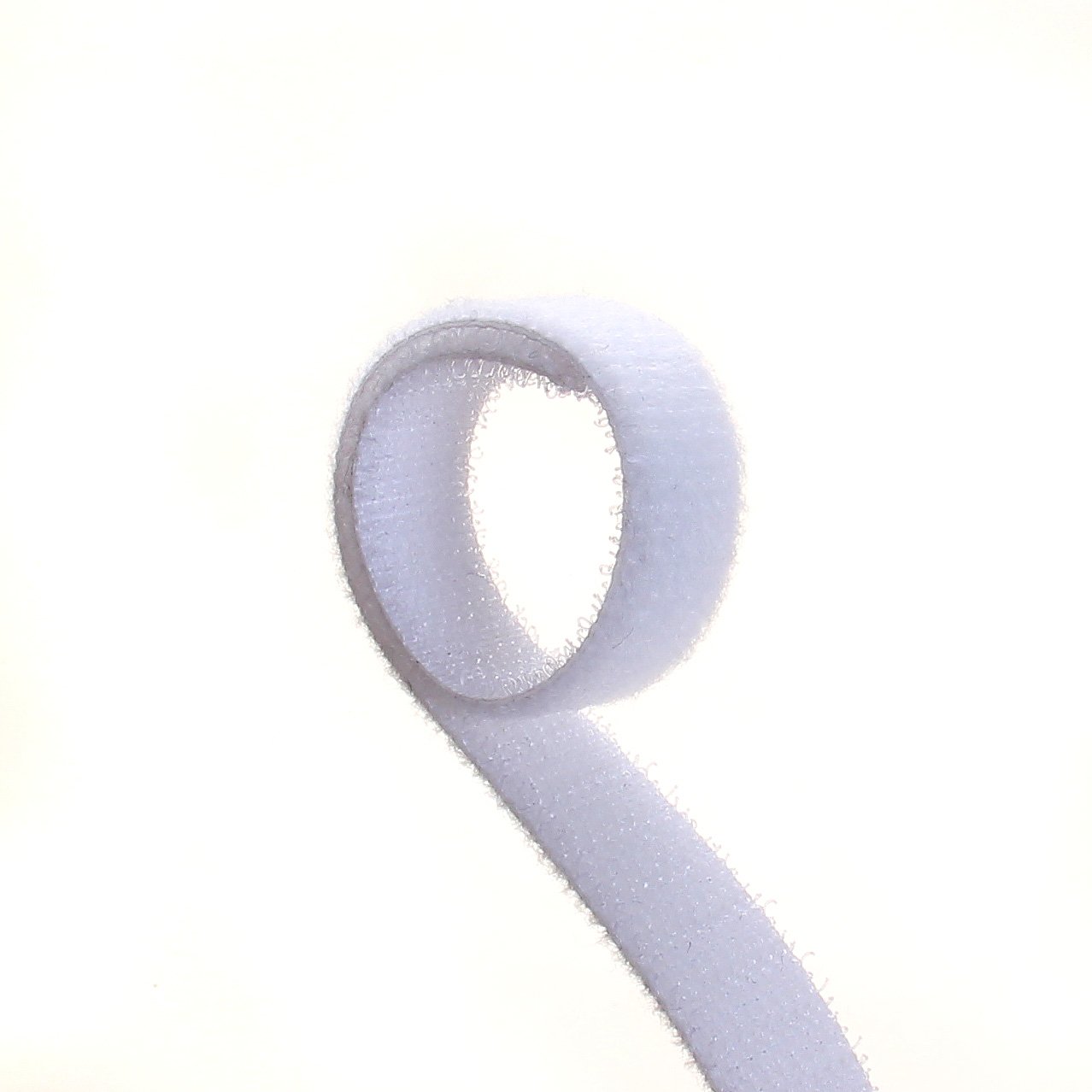 TUKA 10 m x 20mm Organizador de Cables, Cinta de Gancho y Bucle Sujeta Cables, Recortable Cinta adhesiva Cable Manguera, Hook & Loop Organizar Cables, Reutilizable | Ajustable, blanco TKB5012 white