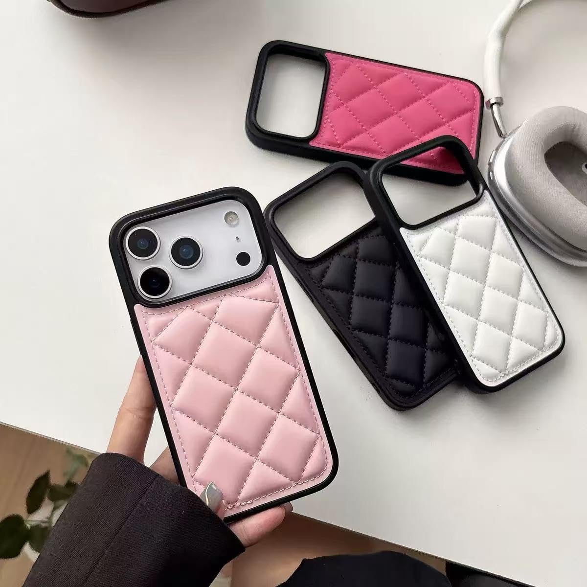 iPhone 15pro用CHANEL ブラックレザー スマホケース | ヤマダウェブコム