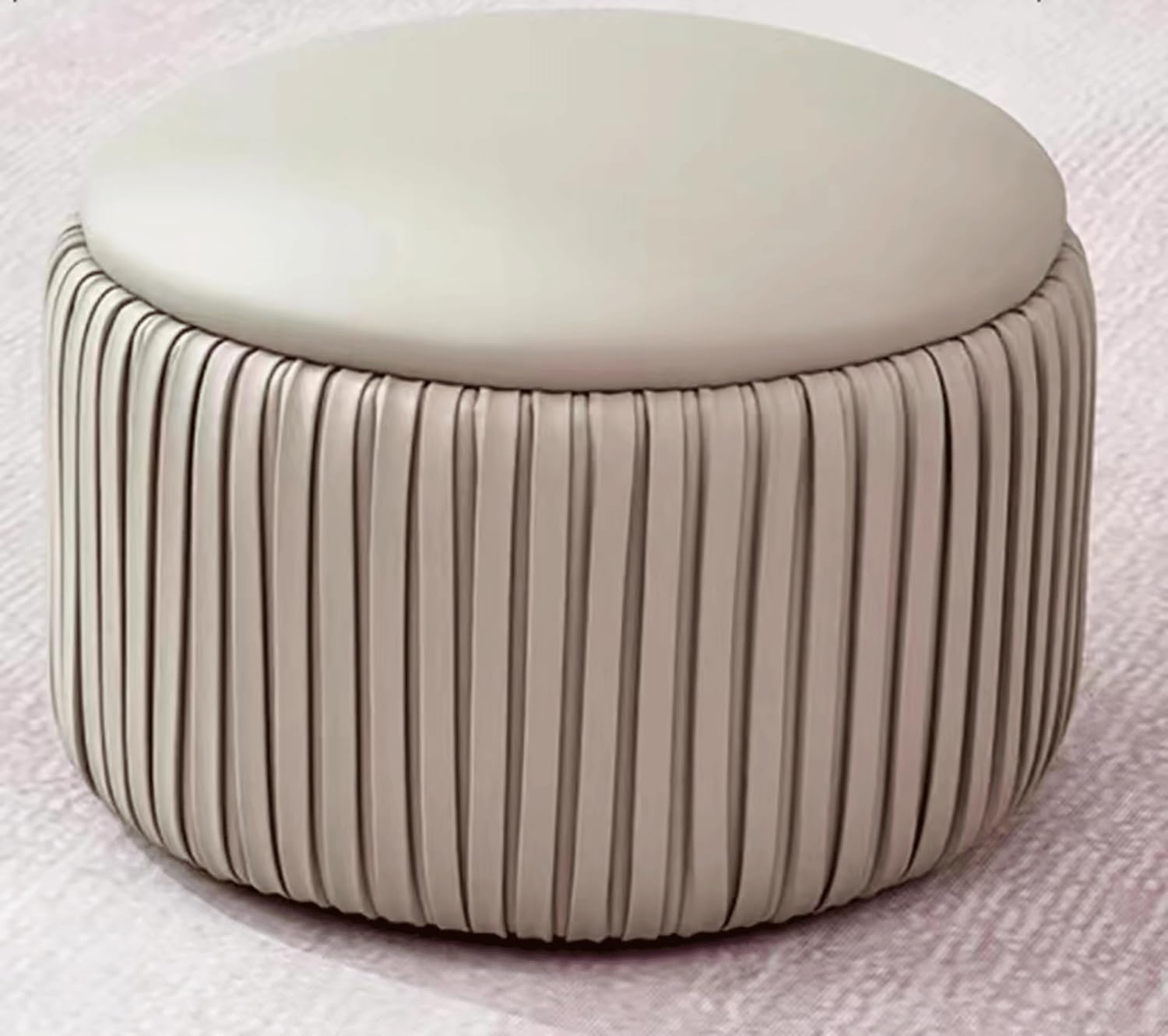 Pouf rond ottoman gris dans votre chambre à coucher