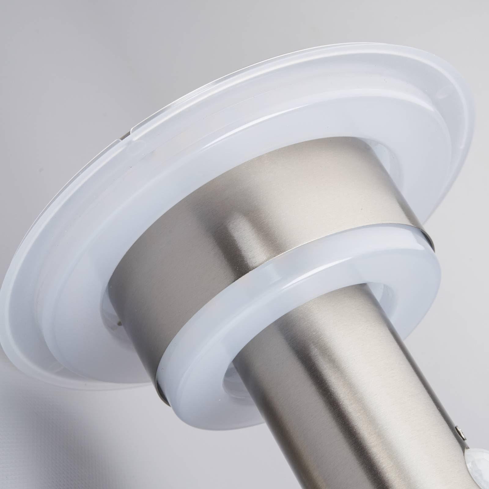 Lindby LED Wandlampe/Wandleuchte außen mit Bewegungsmelder, Edelstahl Kunststoff spritzwassergeschützt IP44 8,1W Außenleuchte