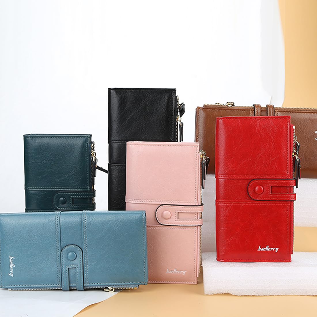 Grand portefeuille pour femme, sac à main en cuir synthétique doux, petit et sac à main pour femme dans de très belles couleurs avec de nombreux compartiments, bleu clair, mode, rouge, L
