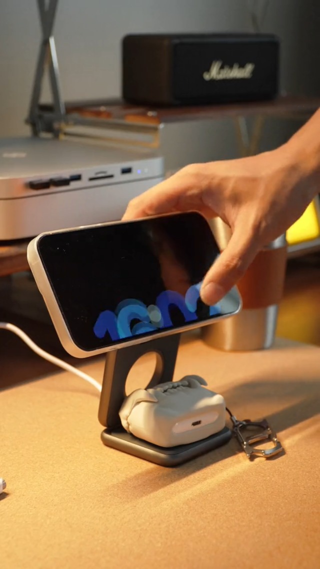 Amazon.co.jp: ワイヤレス充電器 3in1 折り畳み式 スタンド 充電器