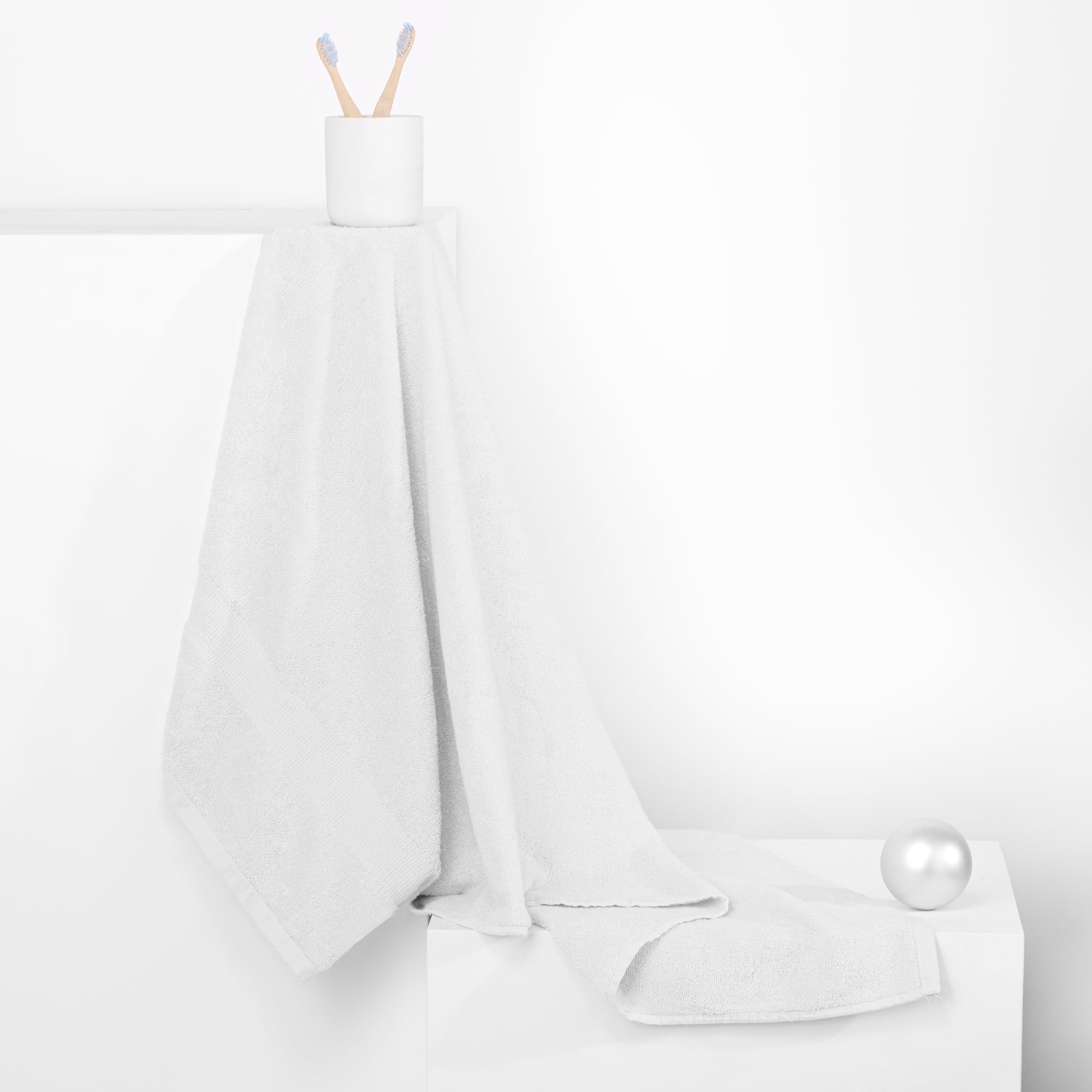 Power Towel De coole fitness- en sporthanddoek met een boodschap | Afmetingen 50 cm x 100 cm | POWERTOWEL handdoek microvezel katoen (NO Pain NO GAIN 100% katoen Z/W