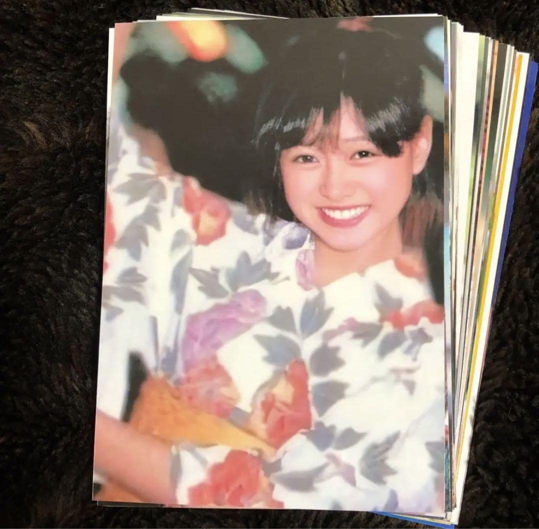 Amazon.co.jp: 中森明菜 写真 100枚セットL判 グラビア : おもちゃ