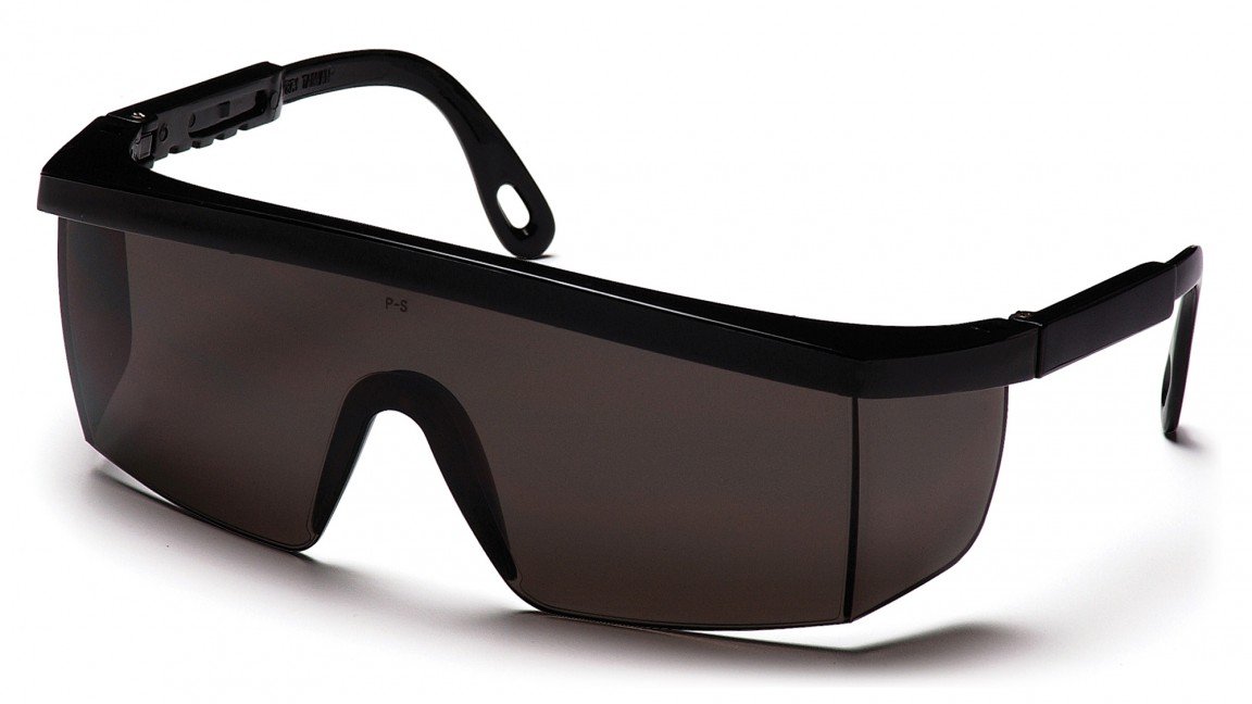 Pyramex sb420s Integra seguridad gafas marco negro con gris lente (12 par) por Pyramex