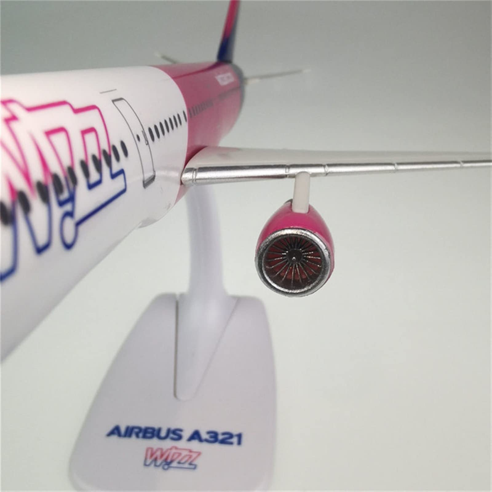 Wizz Air 1/200航空機モデル Wizzair Airbus A321 Scala 1:200 Aereo Modellino da