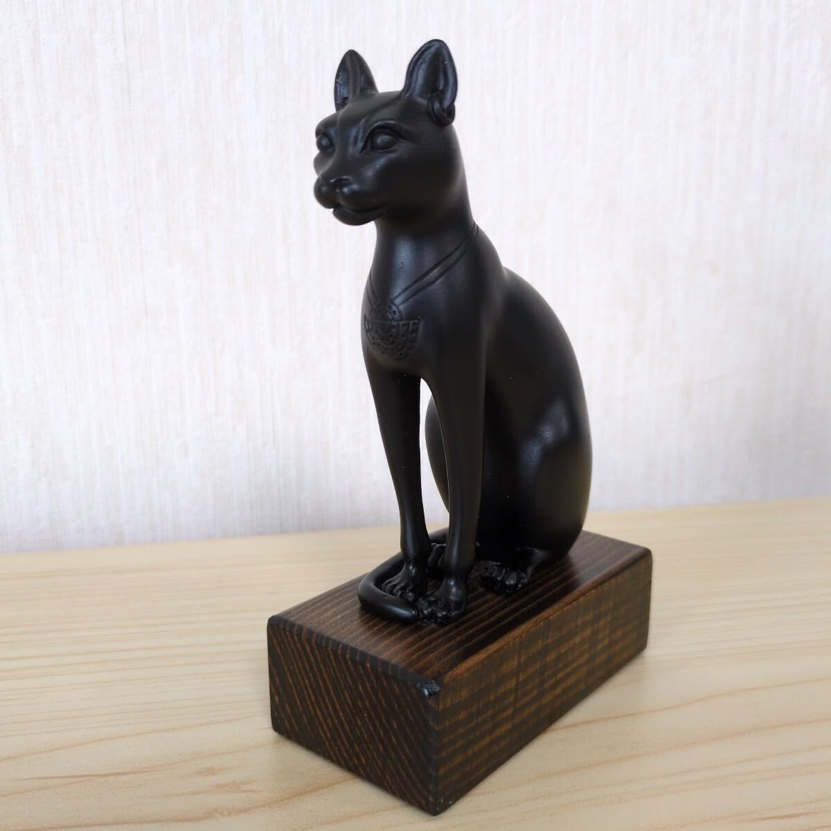 Amazon.co.jp: エジプトバステト神 古代エジプト ネコ 置物 オブジェ