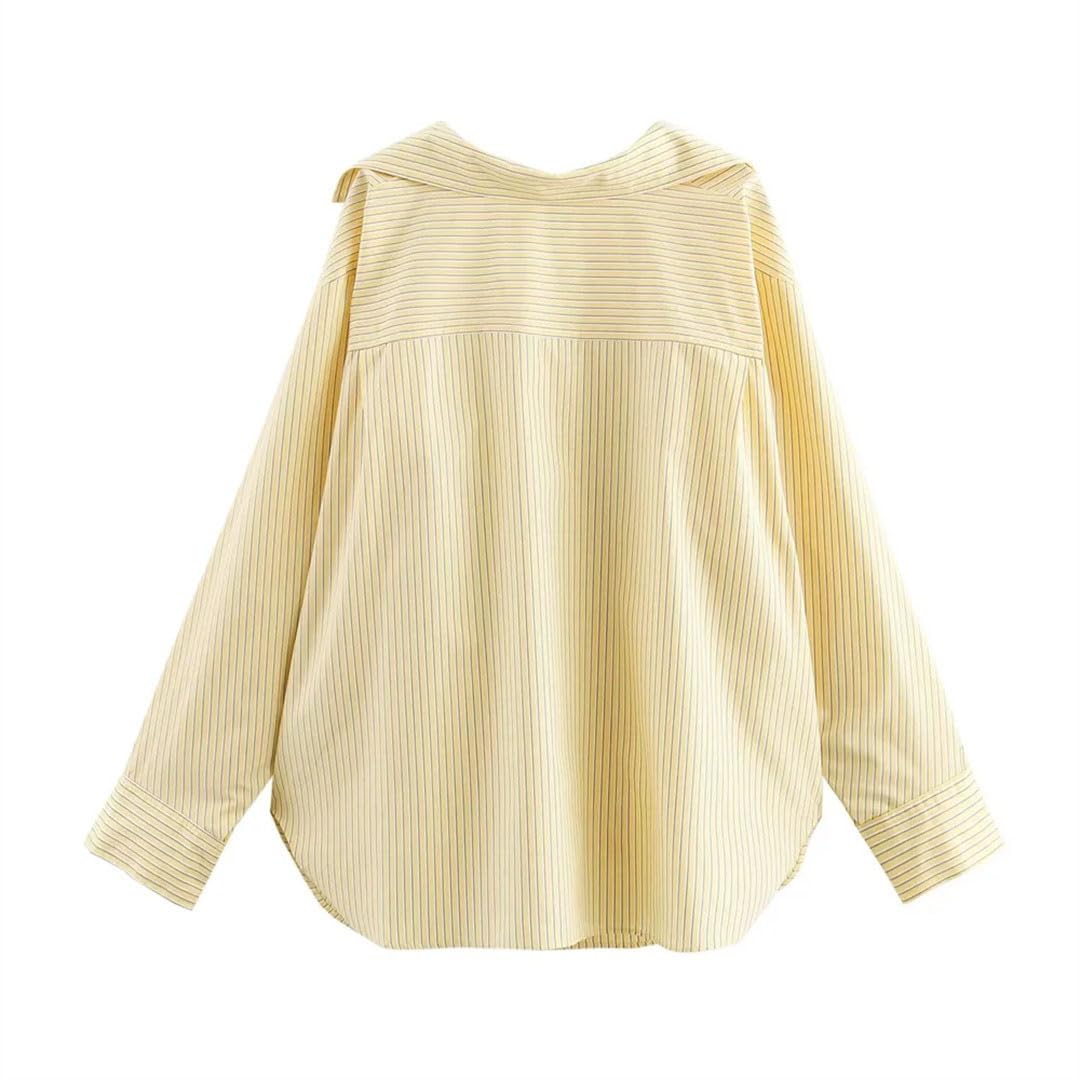 Set da donna a righe allentato - camicia e pantaloni abbinati