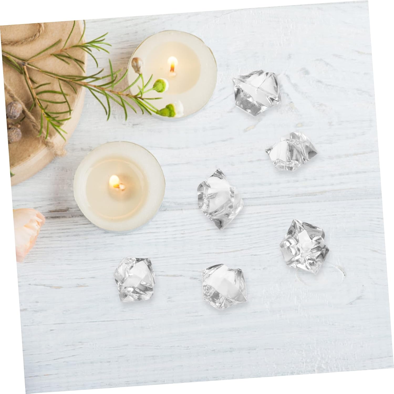 600pcs Acrylic Clear Ice Rocks Realistic Fake Ice Cubes for Home Decor Events Centerpieces and Table Fillers Lightweight Irregular Shape Transparent Crushed Stones
