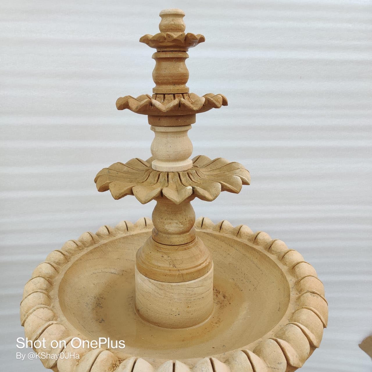 Jaisalmer yellow stone Water Fountain with Pillar|Floor Standing Fountain|Big Indoor Water Fountain|Large Water Fountainhome Indoor Outdoor Office use