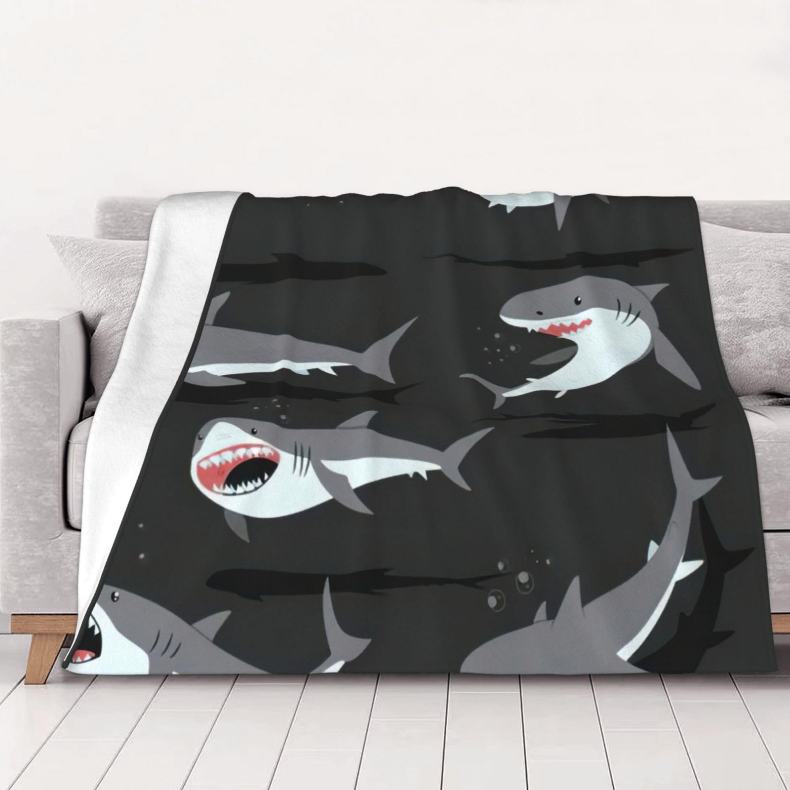 Couverture flanelle requin douce cadeau idéal pour les soirées lit ou canapé