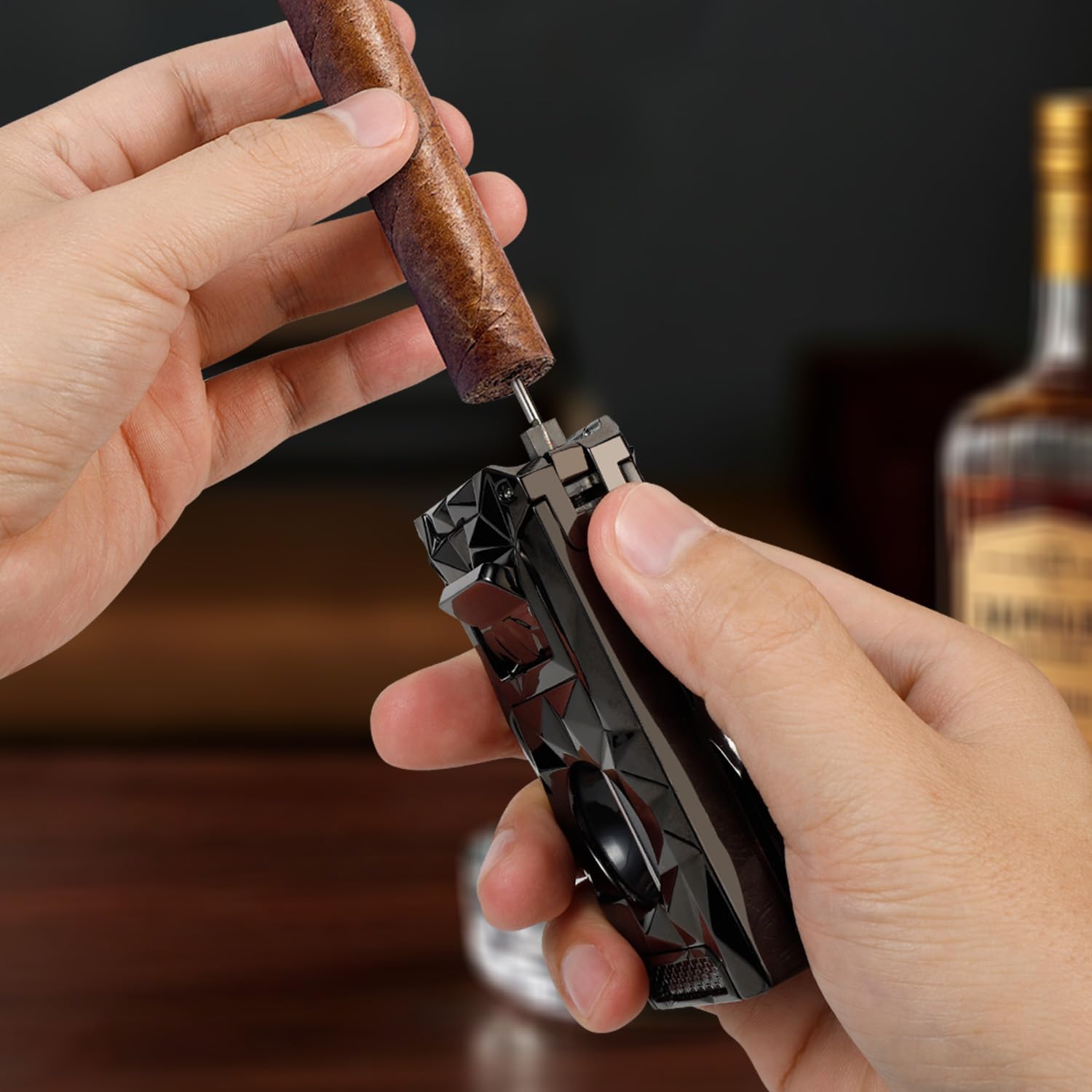 Briquet torche avec flamme jet anti-vent, coupe-V intégré et aiguille, briquet rechargeable en métal au gaz butane, briquets de poche multifonctionnels tout-en-un pour bougies, cadeaux pour hommes