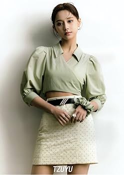 Amazon.co.jp: TWICE トゥワイス TZUYU ツウィ グッズ ポスター 12枚