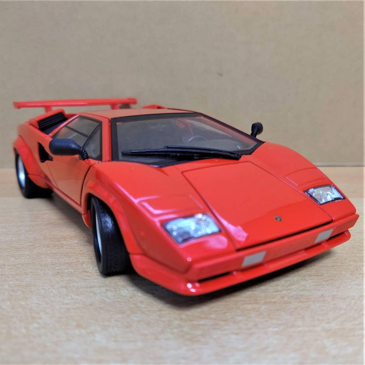Amazon | 1/24 ランボルギーニ カウンタック レッド WELLY製ダイ