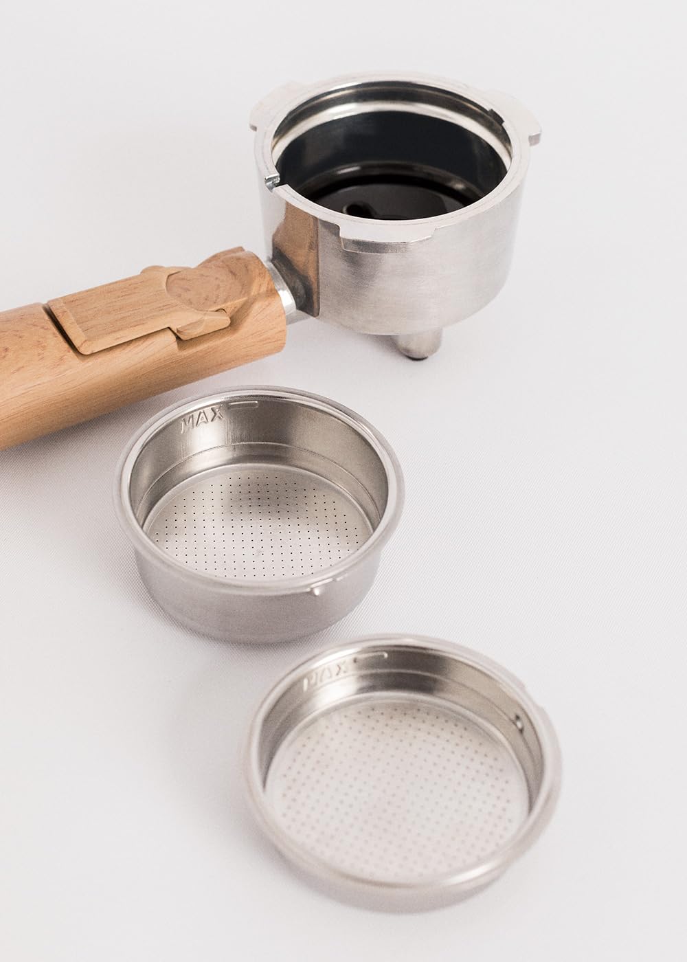 CREATE / THERA RETRO/Cafetière express semi-automatique vert sauge et bois / 20 bar, bras à double écoulement, réservoir 1,25L, café moulu et monodose ESE 55mm, avec steamer, 1100W