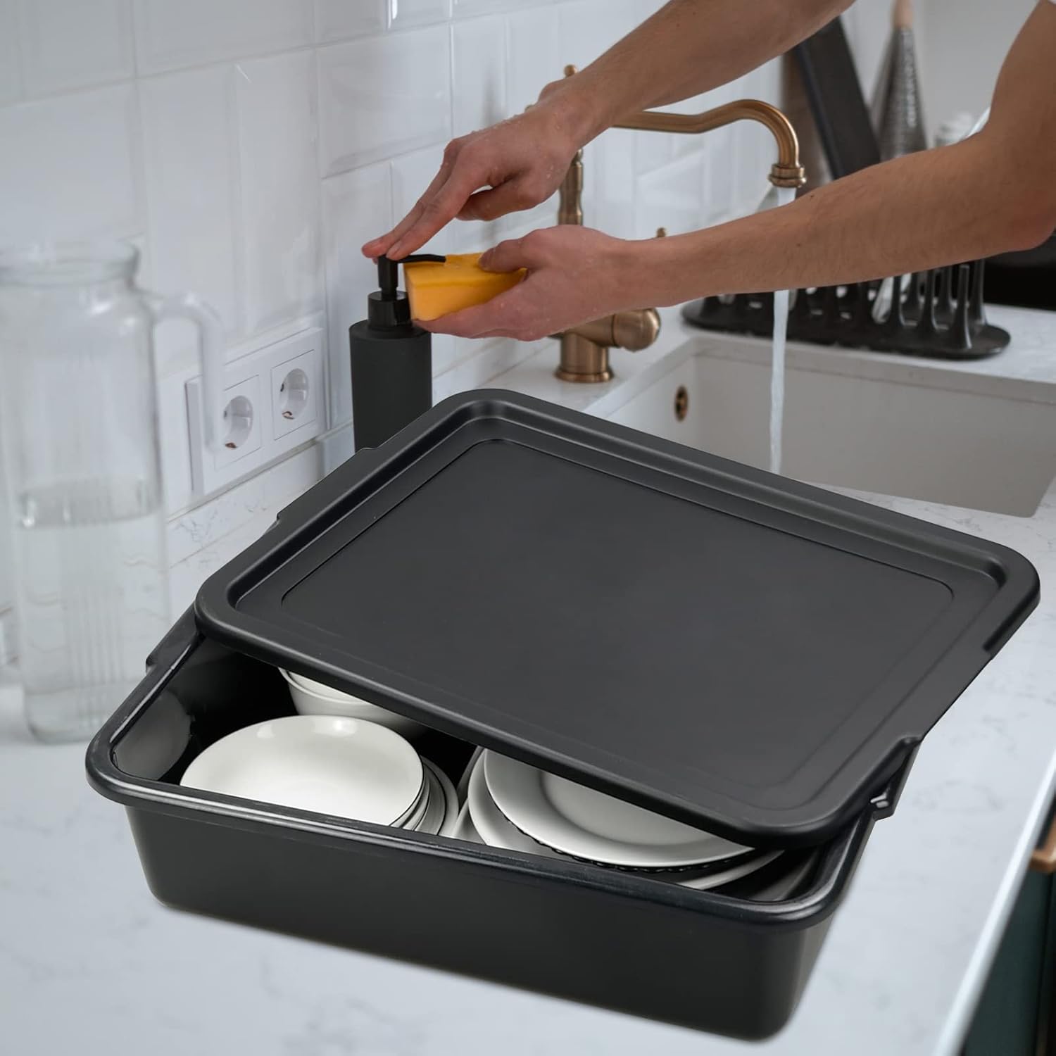 Kekow Plastic Bus Box with Lid, Commercial Bus Tubs with Handle, 3-Pack, Black