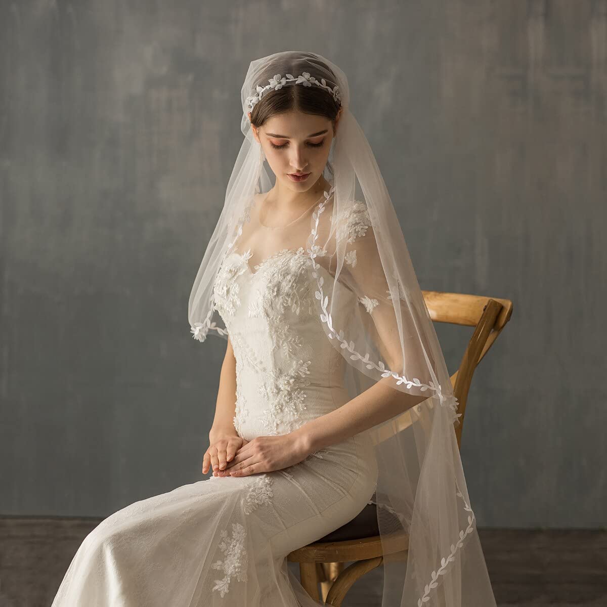 Generic Nozze V637 Delicate Waltz Lenght White Wedding Veil Bridal Bridal Oneyer Soft Tolle Willow Leaf Shiny Crystal Crystal Crystal Matrimonio Bride Veil (Color : V637-Off White)