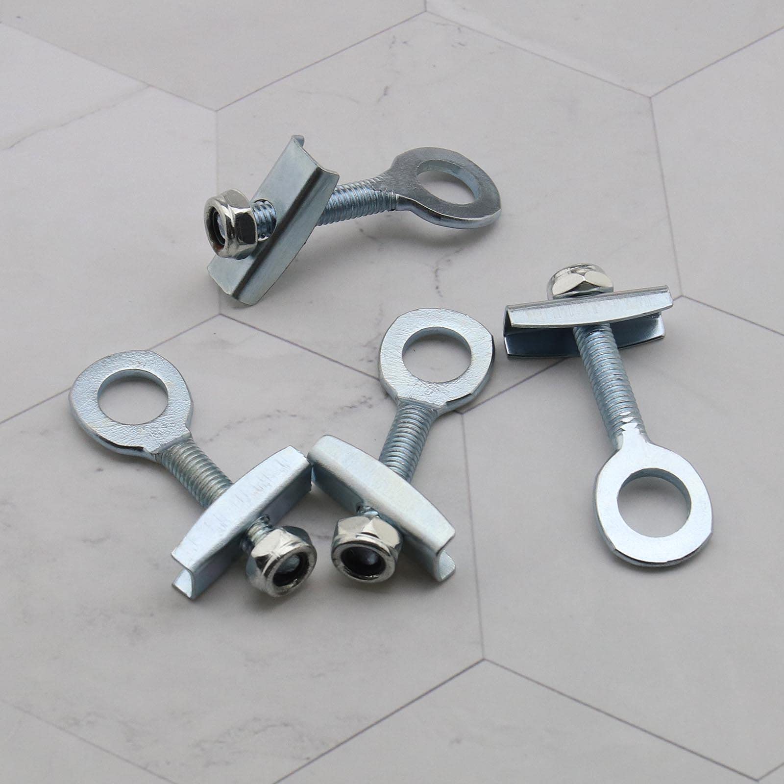 4 Piezas Ajustador Tensor de Cadena de de 10mm con Tuercas Antisuelto de Acero Plateado para Mini Moto Bicicletas de Carrera Motos de Cross Quads