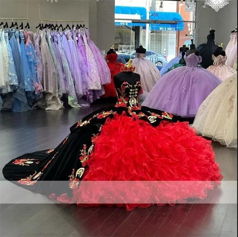 Gold Horse Embroidery Floral Flowers Applique Velvet Charro 15 Dresses for Quinceanera Mexican Party 20253