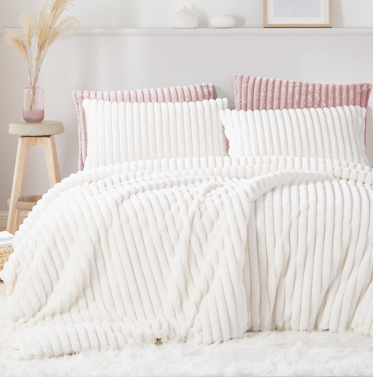 Freyamy Housse De Couette Polaire Teddy 220x240cm Beige Hiver Chaude Duveteuse Parure De Lit 2 Personne Avec Fermeture Éclair Peluche Sherpa Flanelle Linge De Lit Avec 2 Taie D'oreiller 65 X 65cm