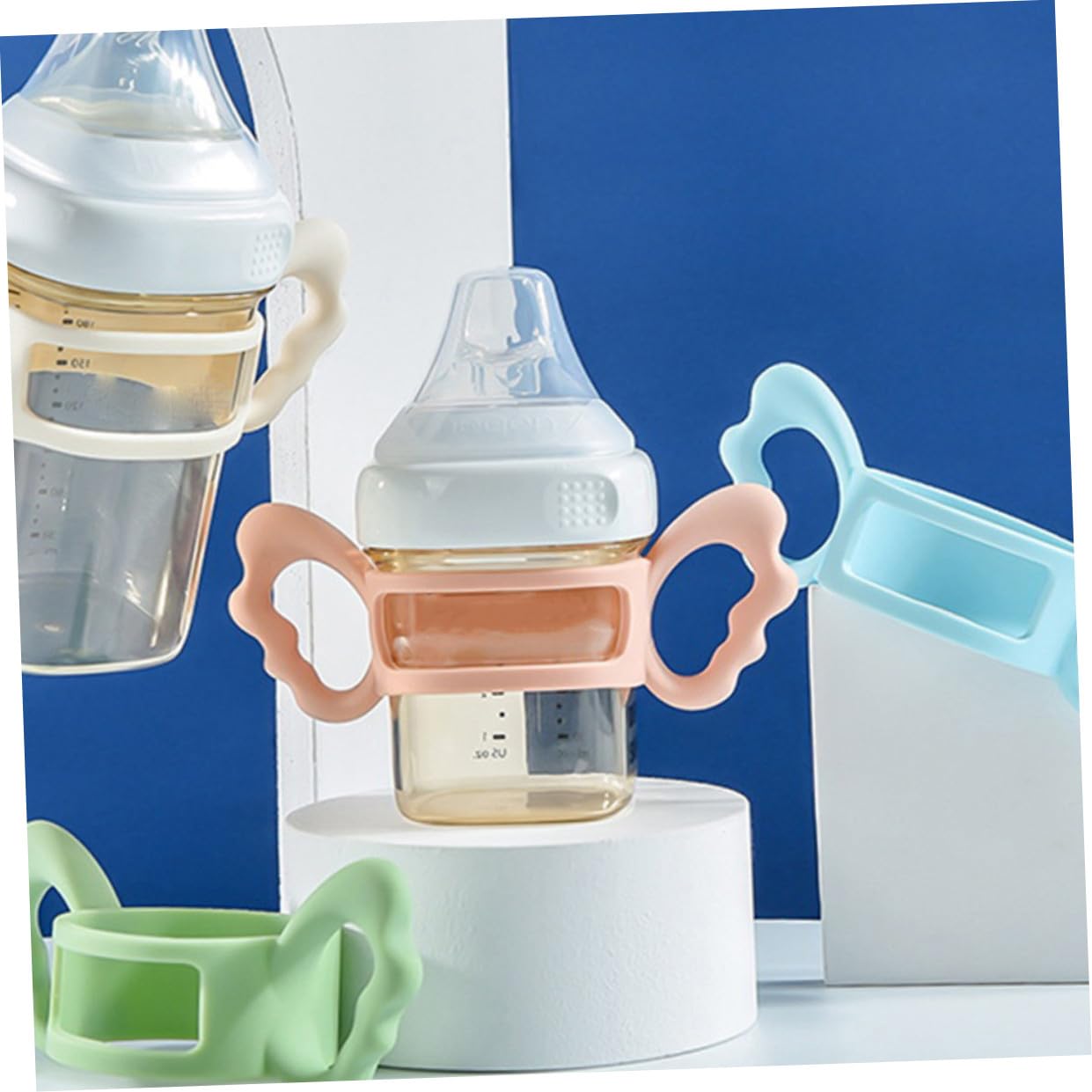 Silicone Feeding Bottle Handle for Milk Bottles Pink Comfortable Grip for Easy Holding and Carrying