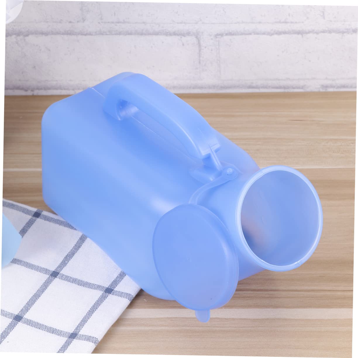 POPETPOP 2Pcs Portable Blue Urinal Pee Bottle Travel Car Toilet Leak Design for Camping and Road Trips Potty