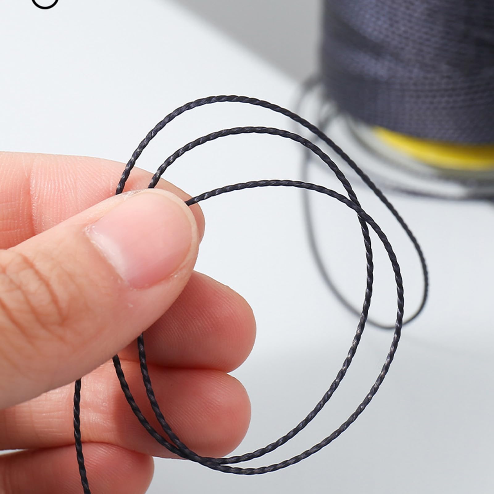 Kit di riparazione per tappezzeria, kit da cucito in pelle, filo cerato da 600 m con 14 aghi per pelle, aghi resistenti per tela e pelle con filo cerato, 3 rotoli da 200 m/rotolo