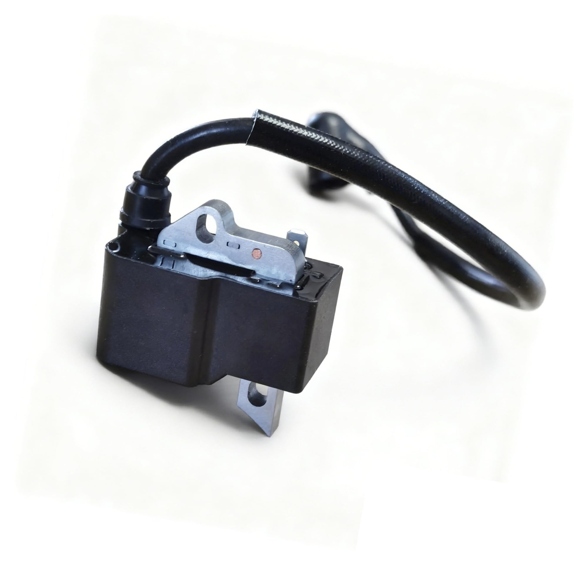 Bobine d'allumage pour resoudre les pannes de démarrage des debroussailleuses 124L 125R 128L