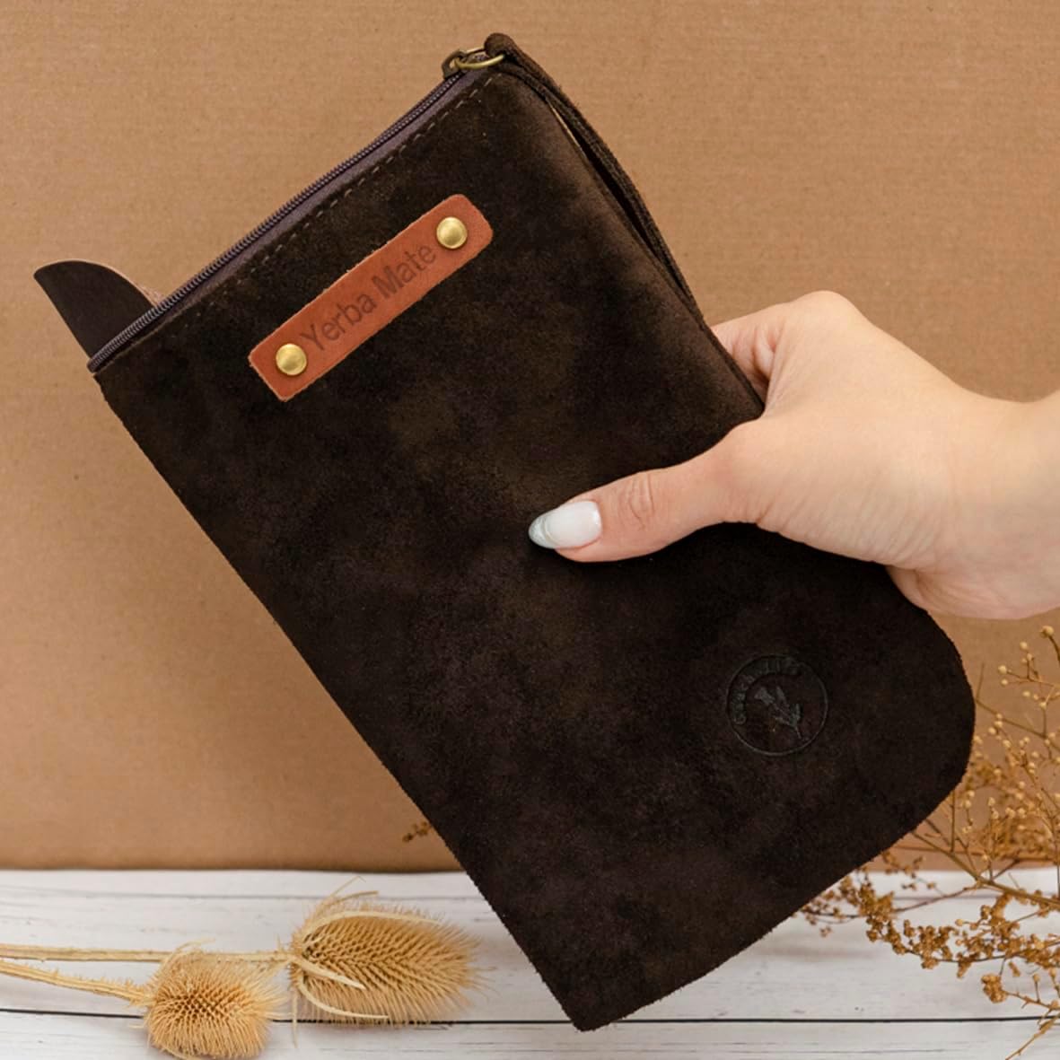 GauchoLife Leather Yerba Mate Container, 8.3x5.3 inches, 10.5 oz Capacity (Brown)