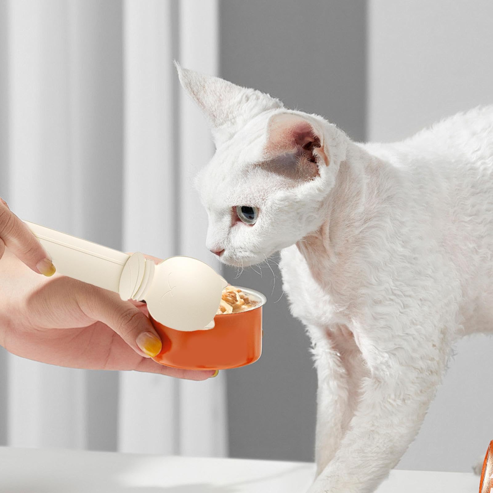 Cucchiaio Spremibile Per Barrette Umide Per Gatti – Dispenser Multifunzionale In PP, Comodo E Igienico, Per Snack E Omogeneizzati – 26x7 Cm
