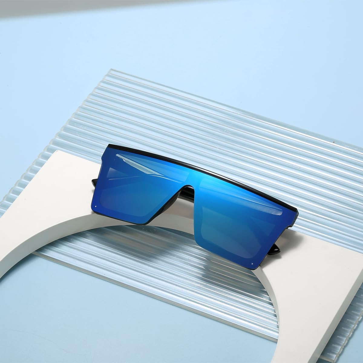 Square Oversized Sunglasses for Women and Men Fashion Flat Top Goggle Siamese Lens - Image 3