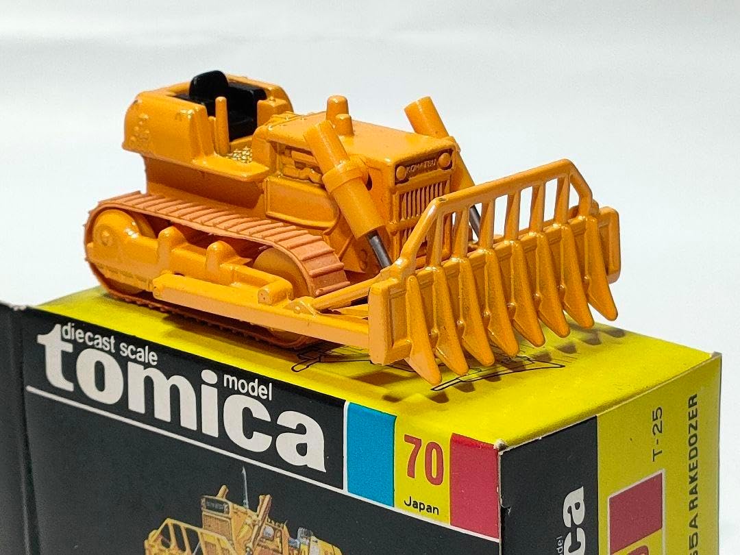 トミカ 70 コマツ レーキドーザ D65A #90ミニカー紹介「トミカ70-2