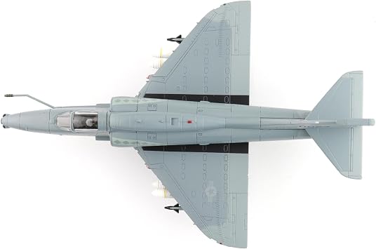 Hobby Master | 1:72 Scale Military Aircraft Replica | A-4M Skyhawk Diamondbacks 160024, VMA-131, US Marines, 1993 | Model HA1437