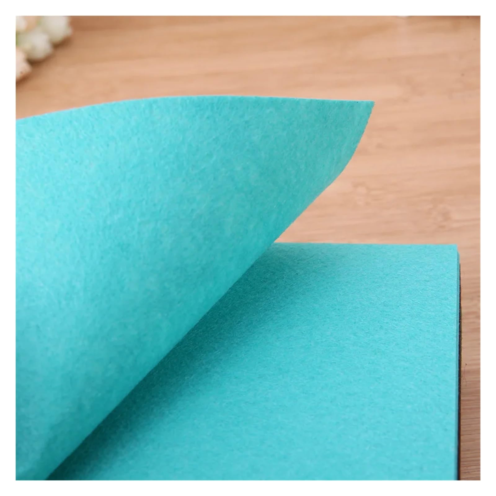 Feutrine Lot de 40 feuilles feutrine non tissées 10 x cm for loisirs créatifs, patchwork et couture. Couleurs assorties. Douce moelleuse