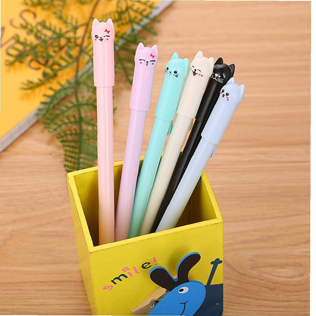 Meanju 12 stuks cartoon gel inkt pen gelpennen met 6 blauw 6 zwart 6 rode navullingen, cartoon uitwisbare balpen, gelpen zoete varkens panda gel pen 0,35 mm (rood