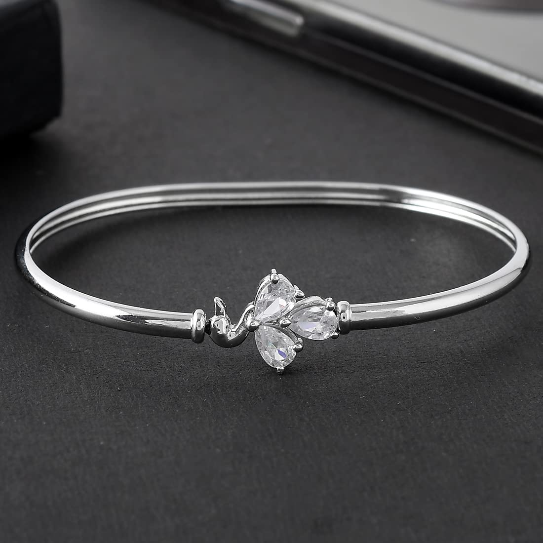 CZ Elegance Floral Teardrop Cut Zircons Bracelet