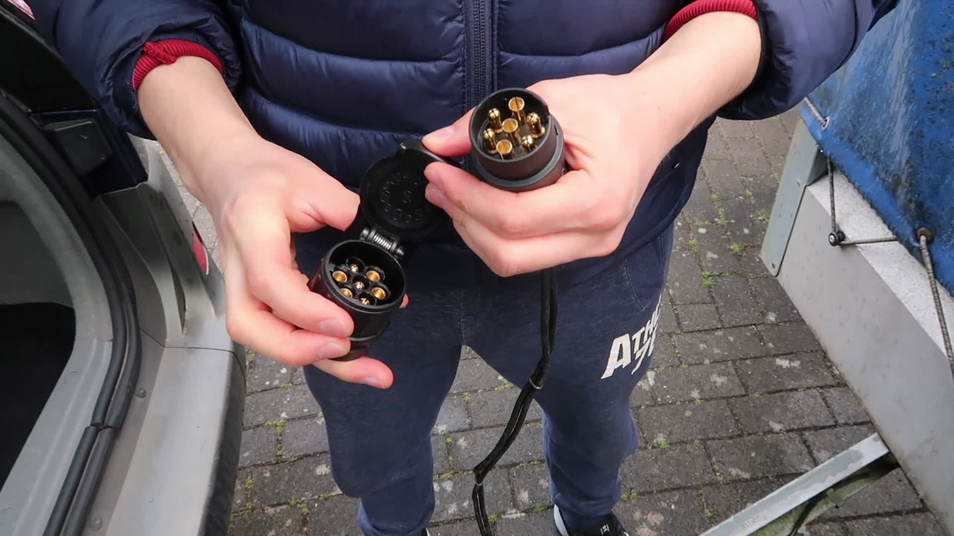 Copertura Per Spina Gancio Rimorchio 13 Poli - 2 Pezzi Con Adesivi 3M, Protezione Da Sporco E Umidità - Foto 2