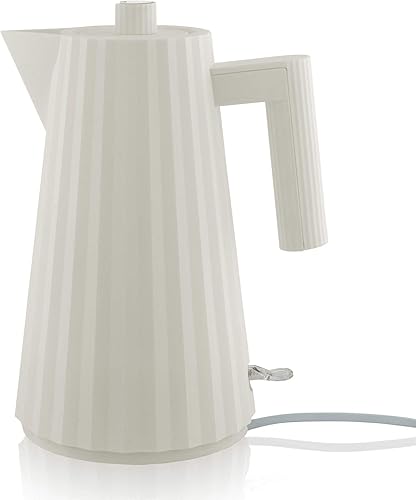 Alessi Plissé MDL06WUSA - Hervidor eléctrico en resina termoplástica, enchufe US 1500W, 57.5 fl oz, blanco
