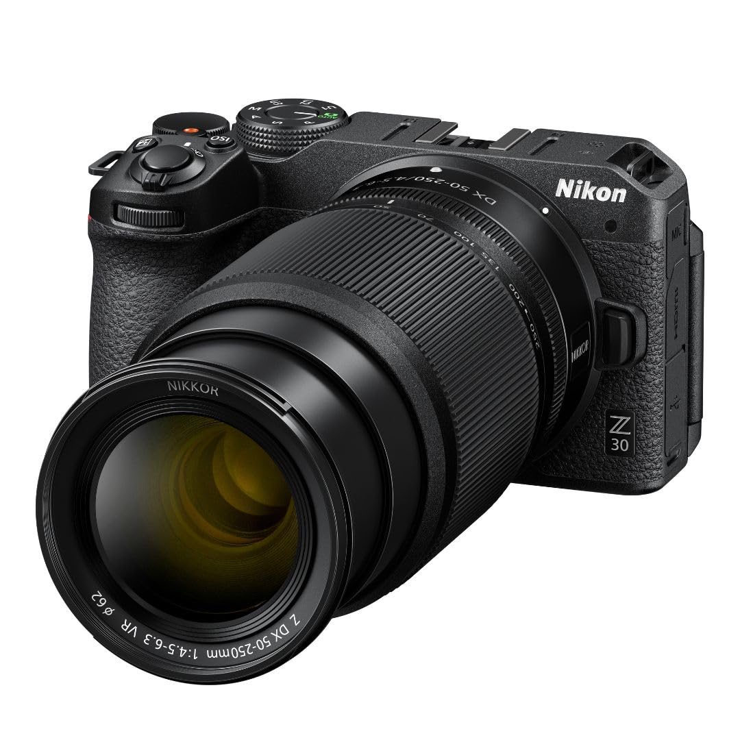 Nikon Z30 + Z DX 16-50+50-250 VR + Lexar SD 64GB 800x Fotocamera Mirrorless, CMOS DX 20.9 MP,LCD Angolazione Variabile,Registrazione fino a 125min, Video 4K,Nero, [Nital V.I.P.: 6 anni di garanzia]