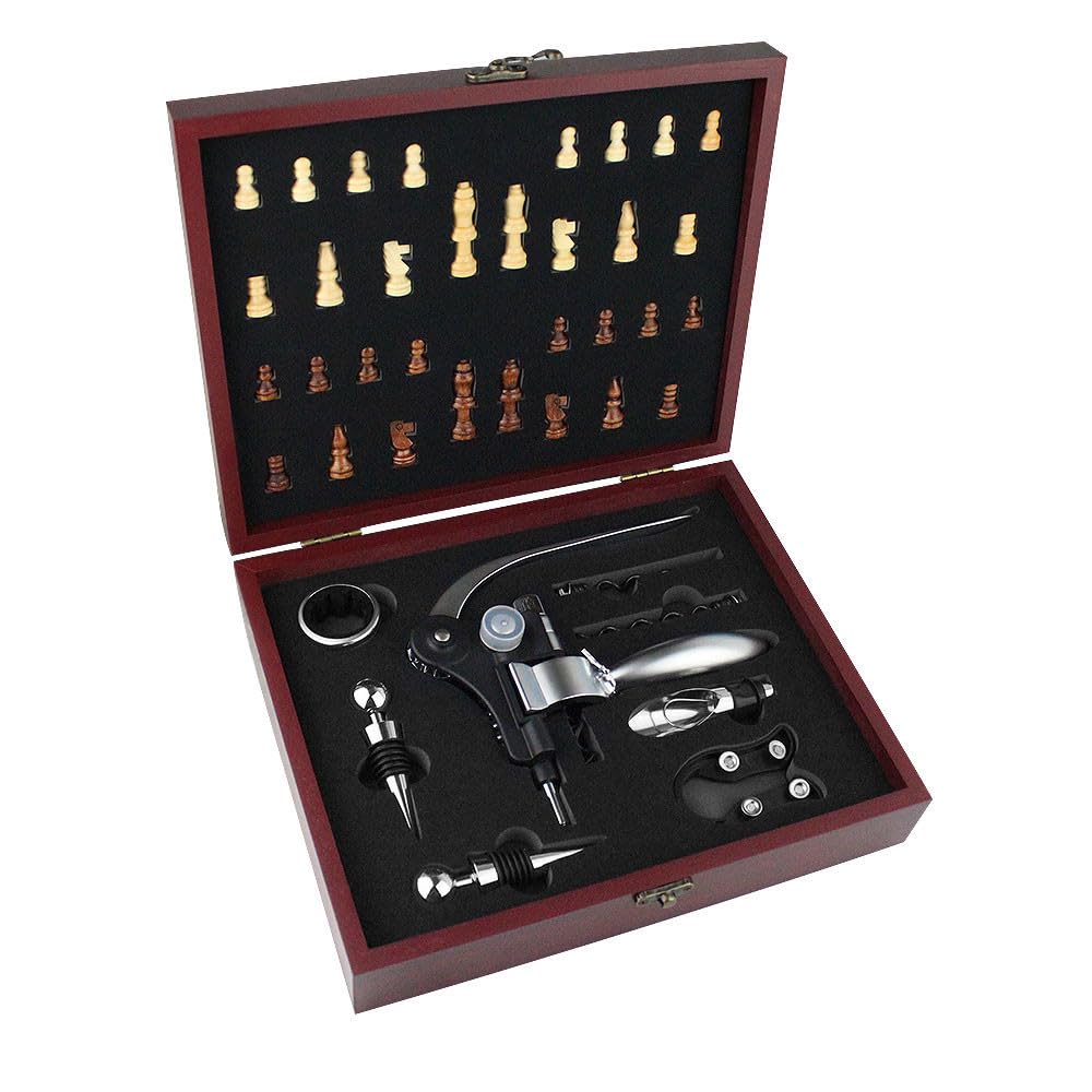 Set mit 8 Weinwerkzeugen + Schachspiel. Sens Original