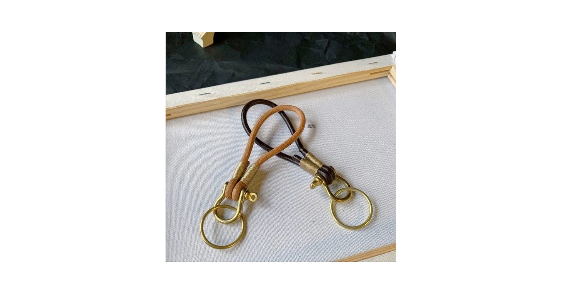 革張り合わせ　両面　箔押し　月の満ち欠け キーホルダー　ブラウン　5個セット 革張り合わせ 両面 箔押し 月の満ち欠け キーホルダー ブラウン 5個