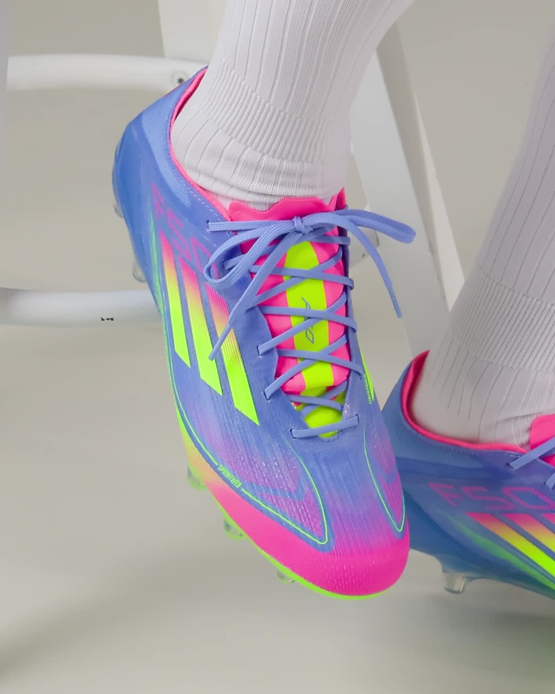 Amazon | アディダス サッカースパイク F50 アルファスキン エリート